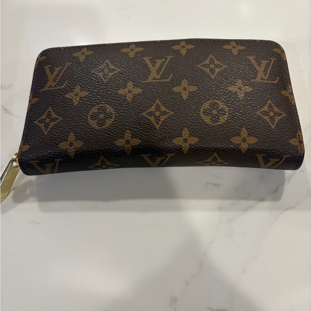 Louis Vuitton Brown and Gold Zipper Wallet